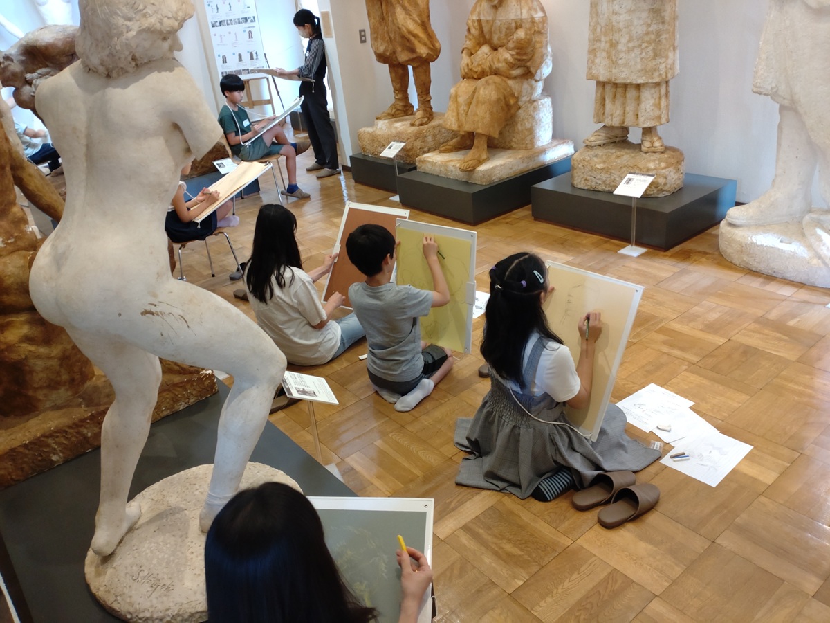 子どもとおとなのデッサン教室の画像イメージ